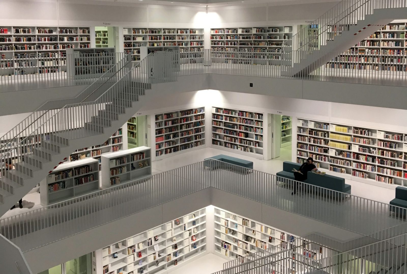 LIbrary with stairs. From https://unsplash.com/photos/ljp-ewA23lc